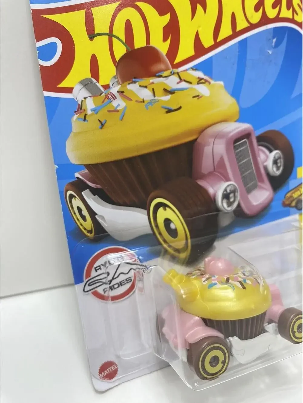 2021 Mattel Hot Wheels FAST FOODIE 3/5 SWEET DRIVER #61/250